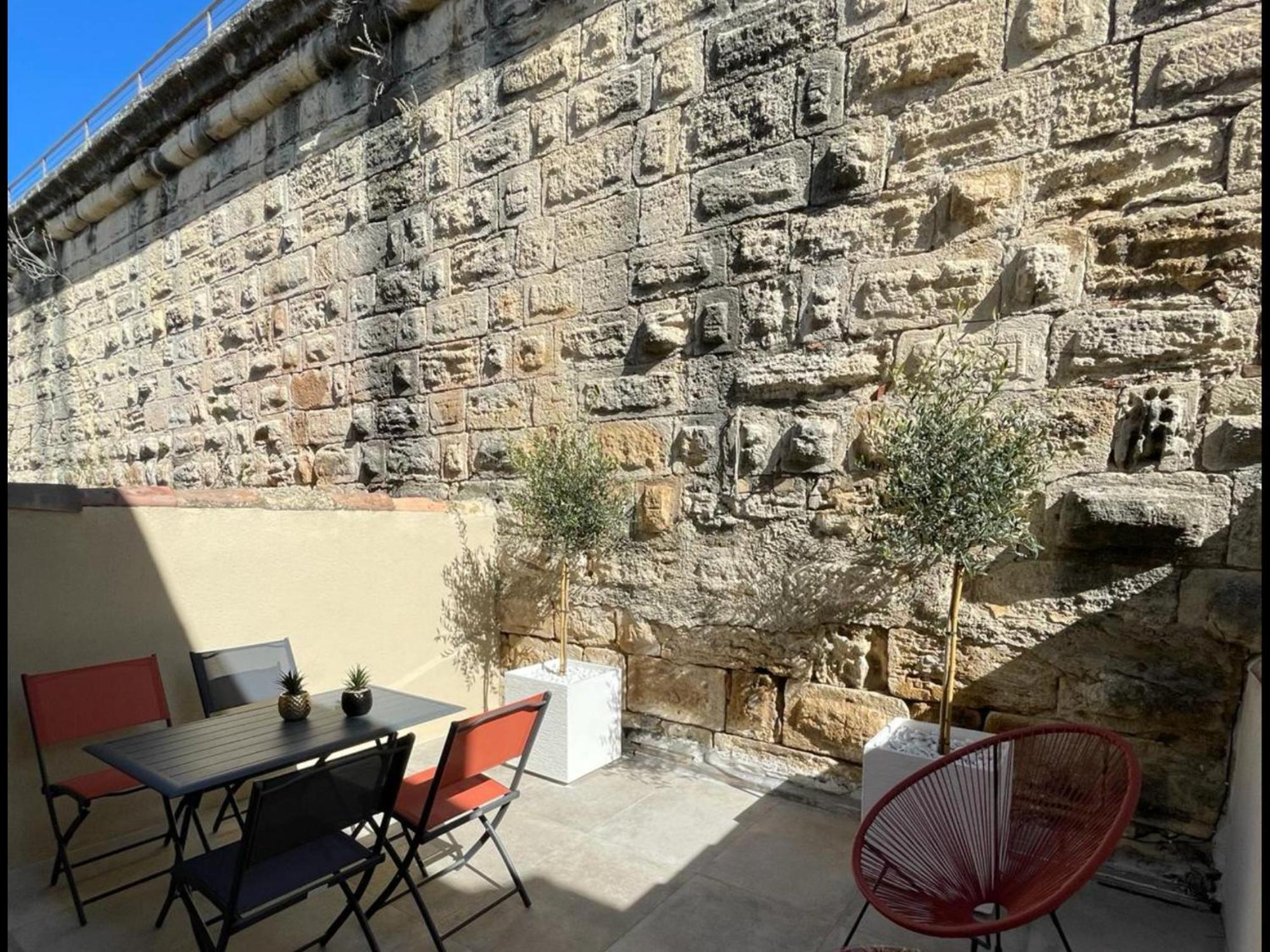 Maison Cosy, 2 Chambres, Adossee Aux Remparts إج مورت المظهر الخارجي الصورة